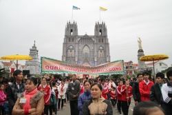 Cùng giáo phận, GLV mừng Mẹ Vô Nhiễm