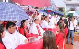 Lễ khánh thành nhà thờ Lạc Ngoại