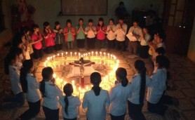 Giáo lý viên Hưng Nghĩa cầu nguyện Taizé