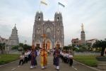 Gx. Phú Nhai mừng quan thầy Mẹ Mân Côi