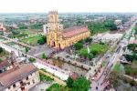 Tứ Trùng đón cha xứ mới