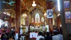 Giáo xứ Nam Hưng chầu Thánh Thể