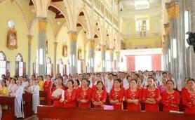Phạt tạ Thánh Tâm hạt Tương Nam mừng lễ