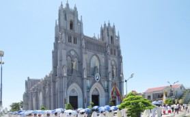 Linh mục Bùi Chu hành hương Năm Thánh