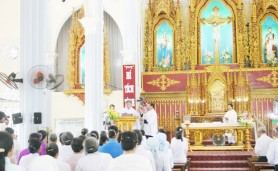 Huynh đoàn Đaminh Kim Thành mừng quan thầy