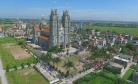 Phú An: 113 em lãnh nhận hồng ân Ngôi Ba