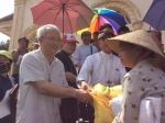 Ban Thường vụ HĐGM thăm vùng lũ lụt Hương Khê