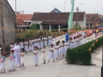 Giáo xứ Lạc Đạo chầu Chúa Thánh Thể
