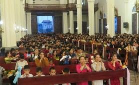 Lễ Mẹ dâng con tại Đền Thánh Báo Đáp