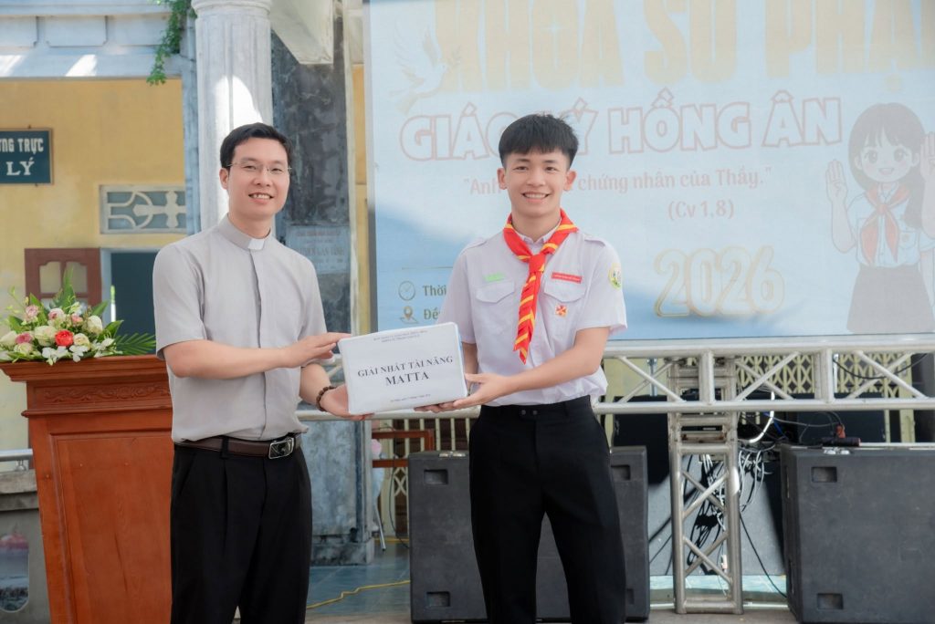 Bế giảng Khoá Sư phạm Giáo lý Hồng ân Giáo hạt Thức Hoá năm 2026