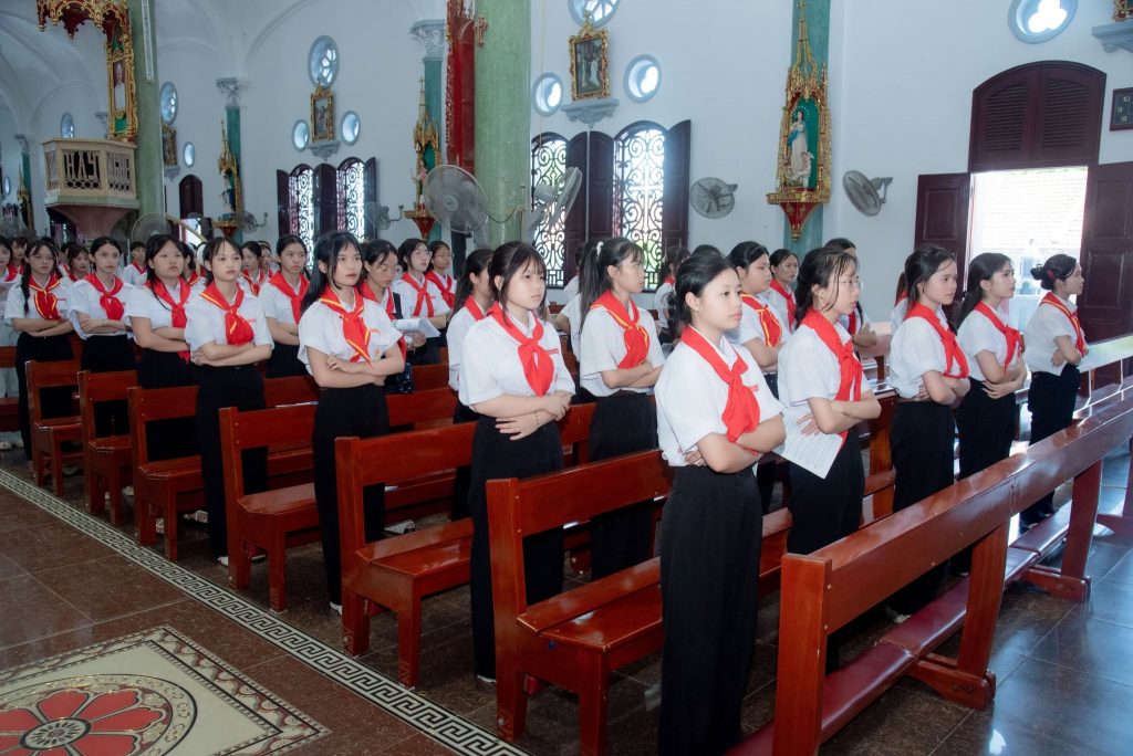 Bế giảng Khoá Sư phạm Giáo lý Hồng ân Giáo hạt Thức Hoá năm 2026