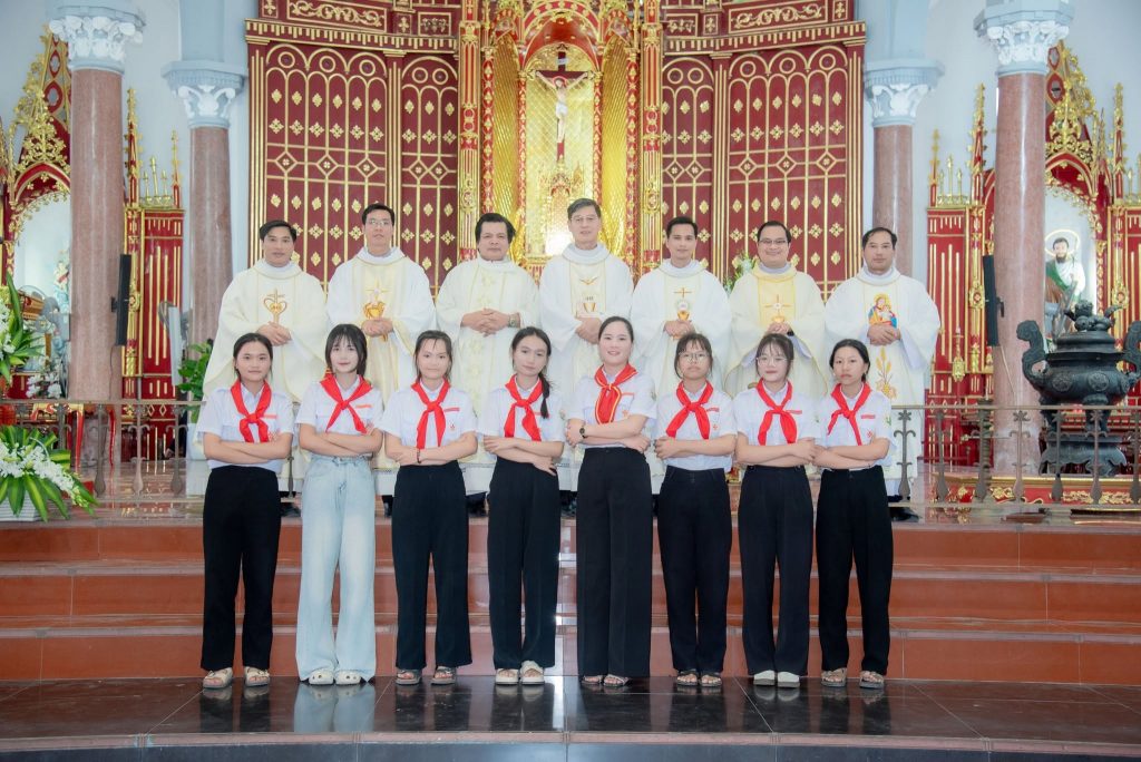 Bế giảng Khoá Sư phạm Giáo lý Hồng ân Giáo hạt Thức Hoá năm 2026