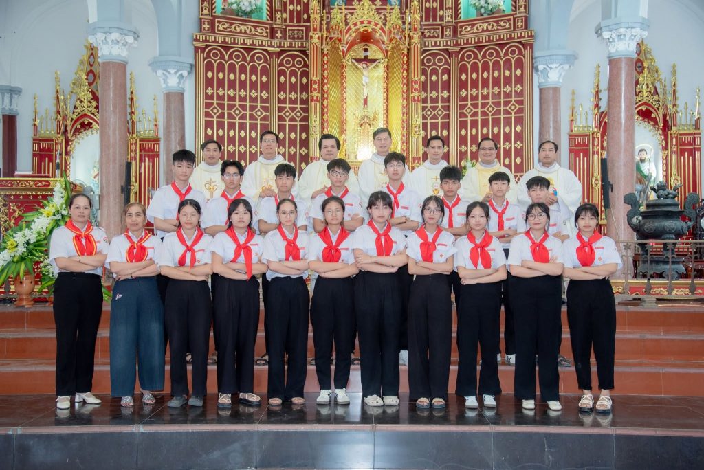 Bế giảng Khoá Sư phạm Giáo lý Hồng ân Giáo hạt Thức Hoá năm 2026