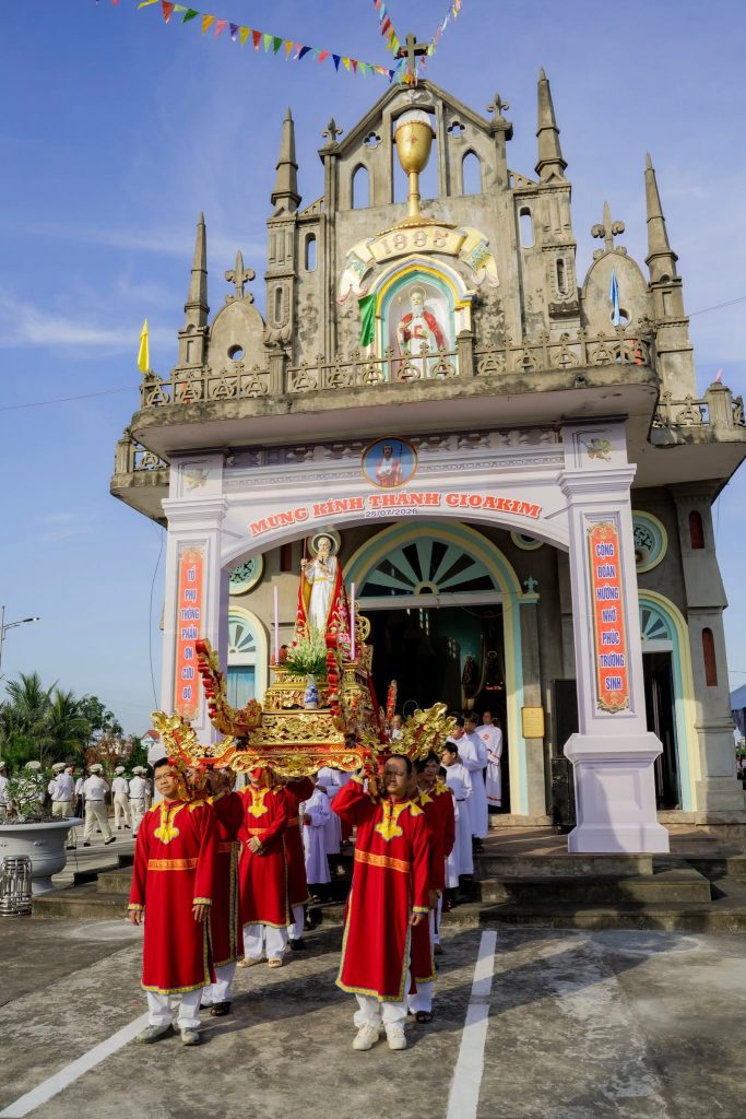 Giáo họ Đắc Sở mừng kính Thánh Gioakim Quan Thầy