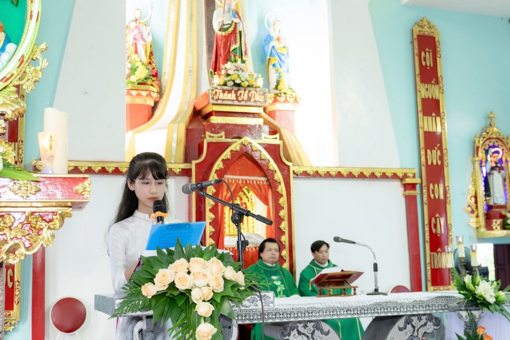 Giáo họ Đắc Sở mừng kính Thánh Gioakim Quan Thầy