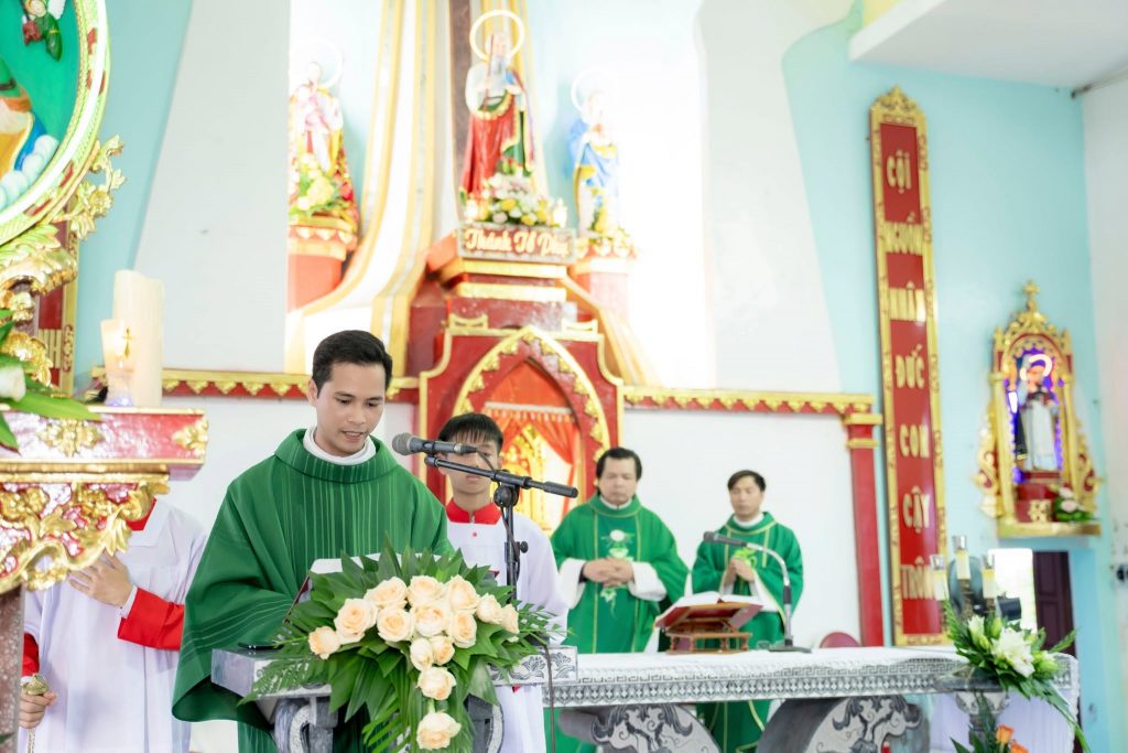 Giáo họ Đắc Sở mừng kính Thánh Gioakim Quan Thầy