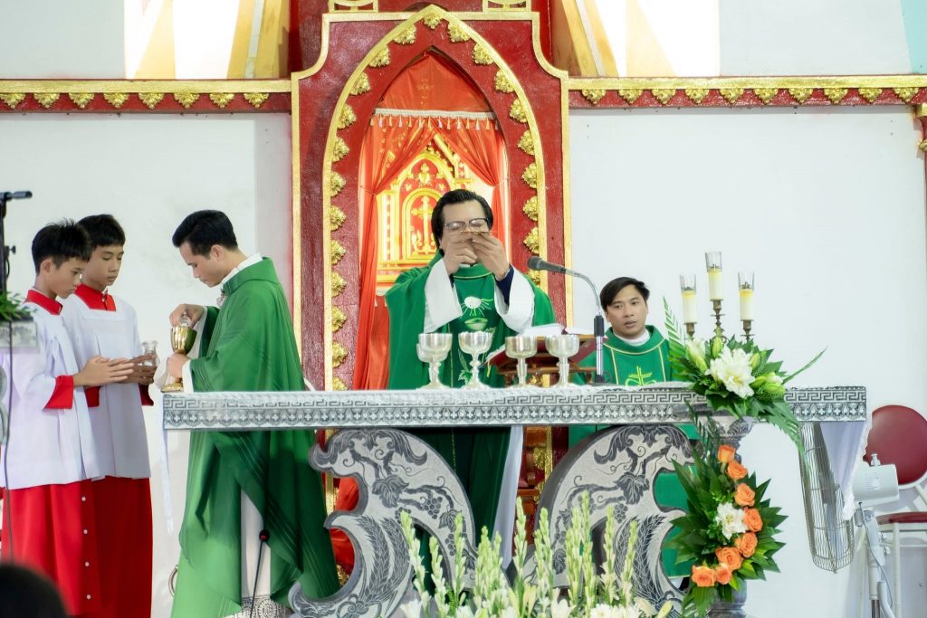 Giáo họ Đắc Sở mừng kính Thánh Gioakim Quan Thầy