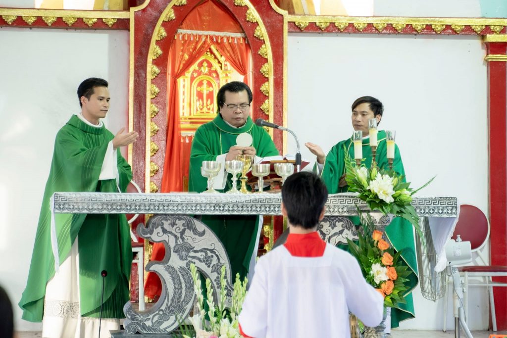 Giáo họ Đắc Sở mừng kính Thánh Gioakim Quan Thầy