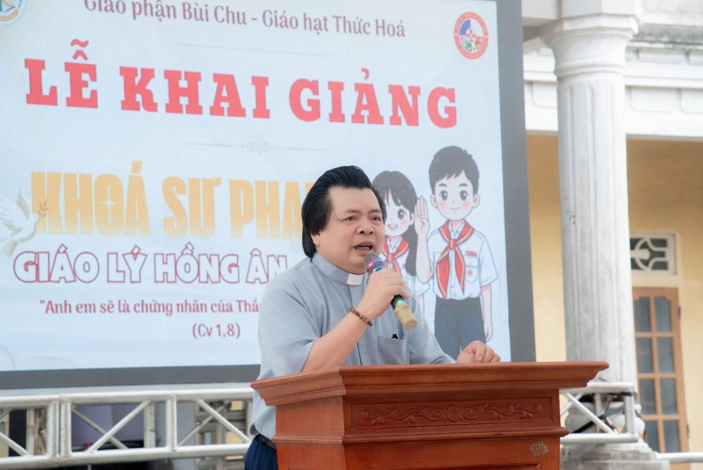 Khai mạc Khoá Sư phạm Giáo lý Hồng ân – Giáo hạt Thức Hoá