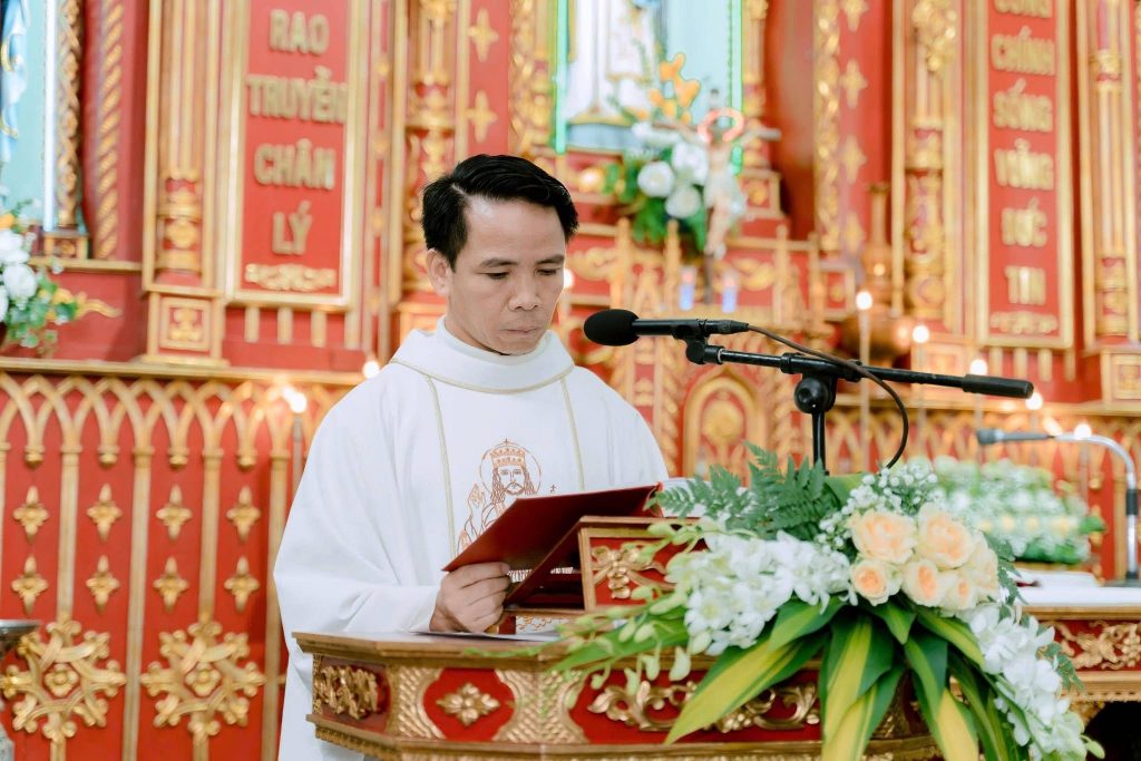 Hình ảnh Thánh lễ tại nguyện đường Giáo lân Trung Mỹ