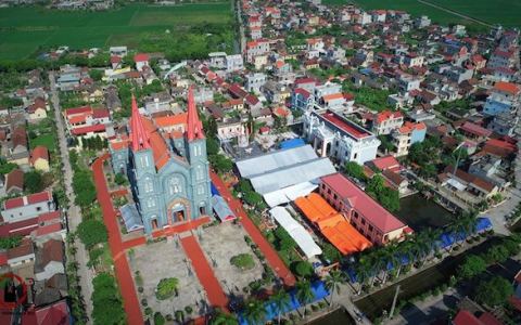 Ngôi làng Công giáo bình yêu (1)