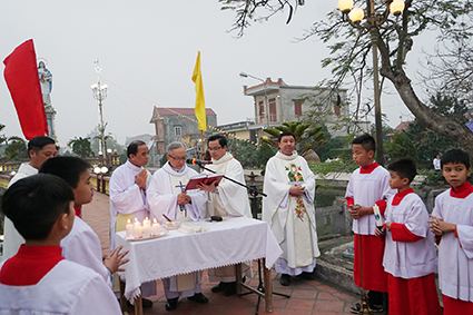 Giáo họ Trung Lễ mừng bổn mạng