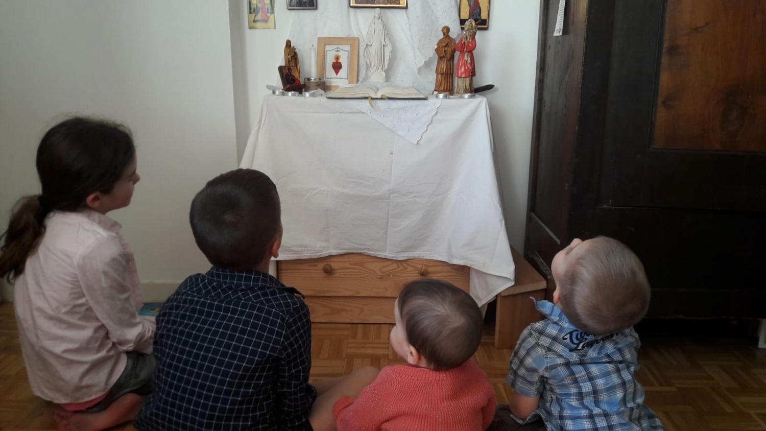 00 00 semaine sainte en famille