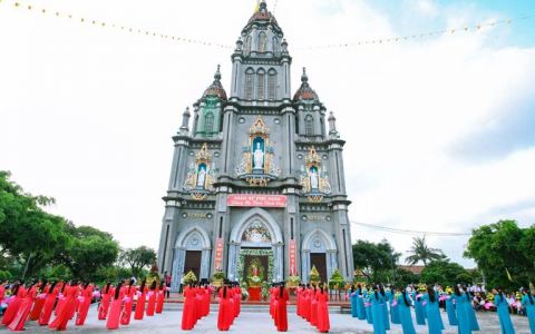Ân Phú & Phú Giáo đồng tiến hoa