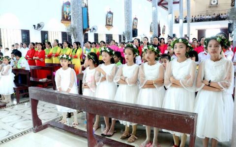 Tuần chầu giáo xứ Ân Phú