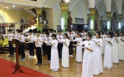 Rước lễ bao đồng trọng thể tại Hưng Nghĩa