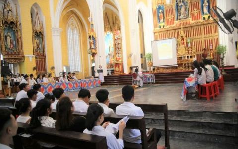 Giới trẻ Hạt Phú Nhai thi Giáo lý – Thánh Kinh
