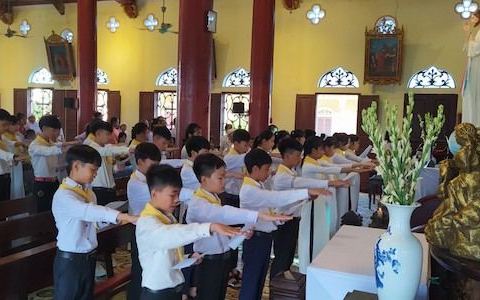 Tang Điền 30 thiếu nhi Rước lễ Bao Đồng