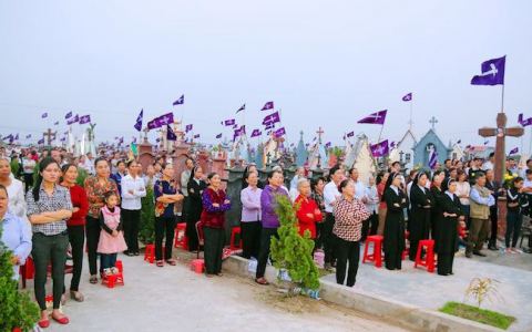 Đại Đồng – Lạc Nam: Thánh lễ cầu hồn