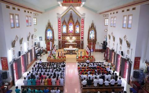 Giáo xứ Phù Sa mừng lễ các Thánh