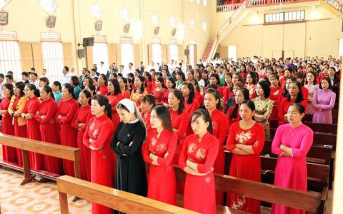 Ca đoàn hạt Quỹ Nhất mừng bổn mạng