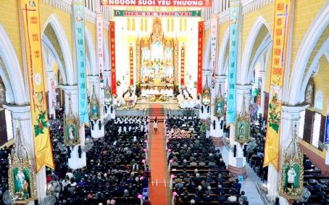 Kiên Lao: Tuần chầu thật ấn tượng!