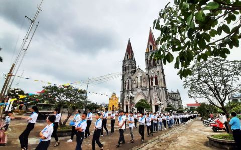 Đại hội ơn gọi giáo hạt Phú Nhai