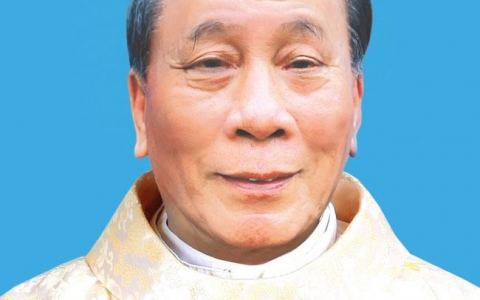 Nơi đỗ xe dự lễ an táng Cha Cố Giuse