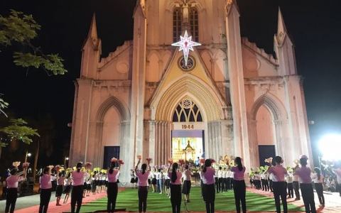 Giáo xứ Tương Nam khai mạc tháng Hoa