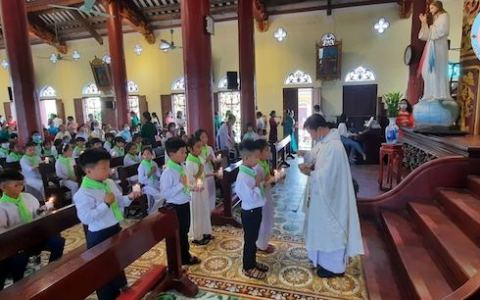 Tang Điền: 33 thiếu nhi rước lễ lần đầu