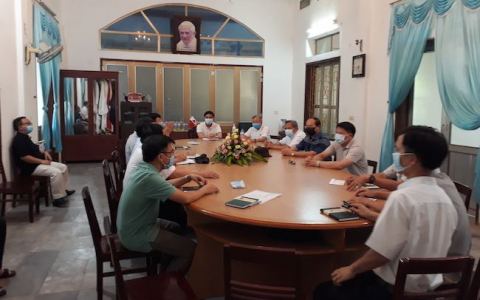 Quý cha hạt Quần Phương tĩnh tâm tháng 06