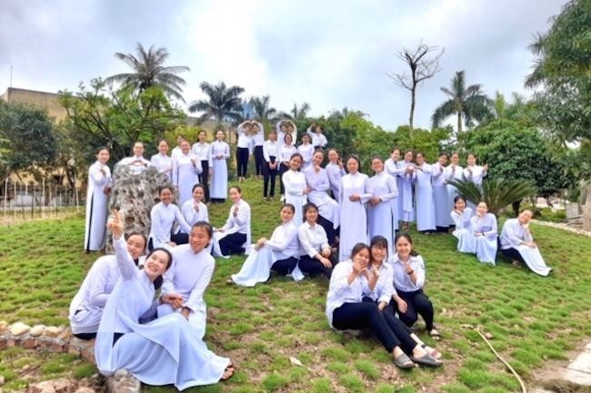 Dòng Đaminh Bùi Chu thông báo Tuyển sinh