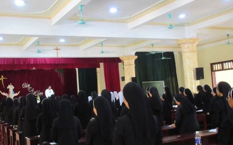 Dòng MTG Kiên Lao – Bùi Chu tĩnh tâm năm