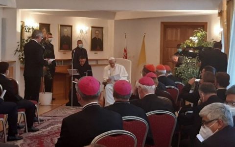 ĐTC mời gọi các Ki-tô hữu Slovakia theo đuổi ‘tự do’ trong Đức Ki-tô