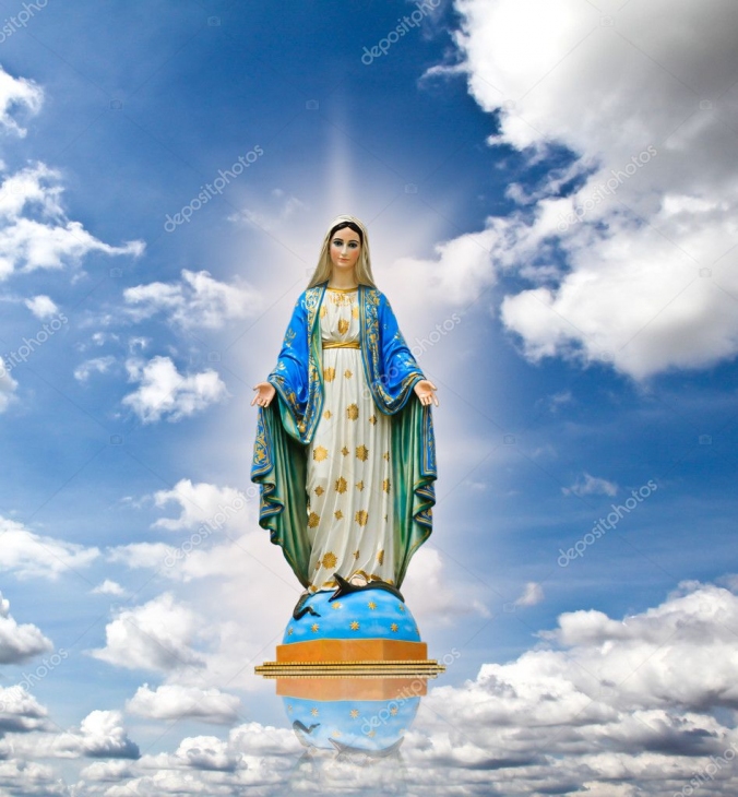 depositphotos 27712101 stock photo virgin mary statue at the