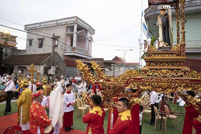 Giáo họ Vinhsơn mừng bổn mạng