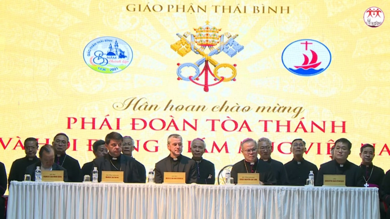 HĐGMVN chào mừng phái đoàn Toà thánh