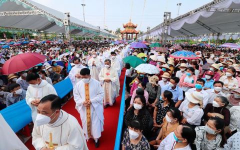 Thánh lễ Truyền Dầu Bùi Chu 2022