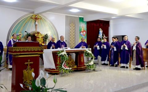 An táng Dì Maria Clara Nguyễn Thị Gấm