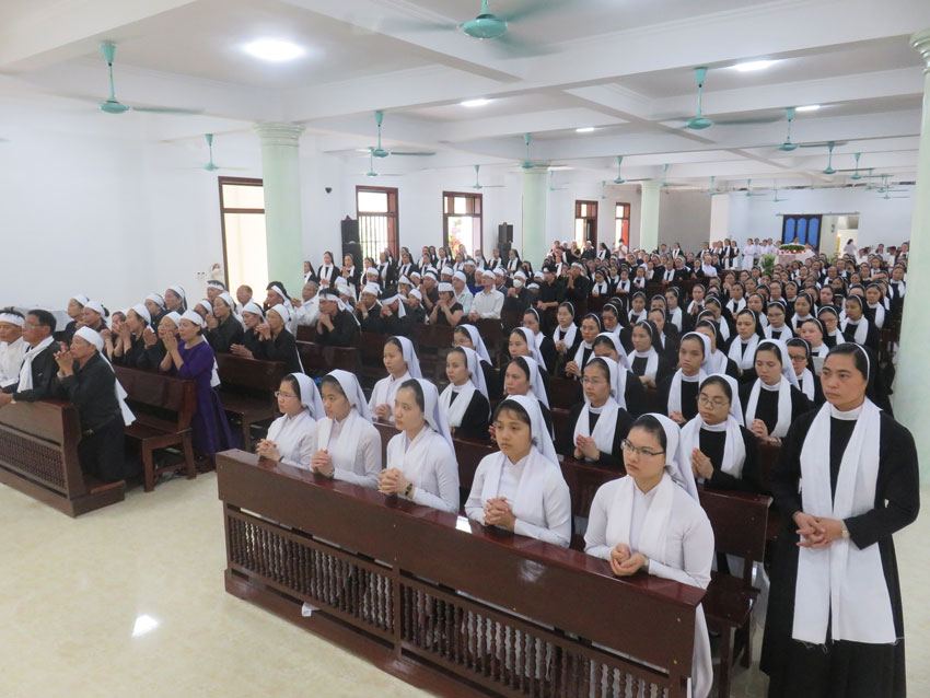 thanh le an tang di m clara nguyen thi gam tai dong man coi5